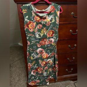 Verse fitted floral dress
